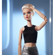 Колекційна лялька Барбі Barbie Signature Looks Doll (Tall, Blonde Pixie Cut)