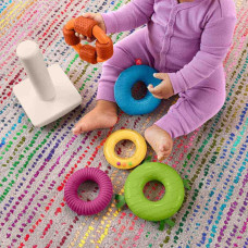 Іграшкова пірамідка Сенсорний розвиток Fisher Price Sensory Rock A Stack