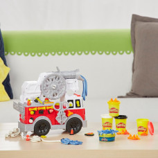 Игровой набор Пожарная машина и пластилин Play Doh Wheels Fire Truck Toy Vehicle Set E6103