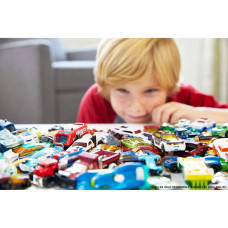 Набір машинок Hot Wheels Cars Trucks Set with 1 Exclusive Car 1 64 set of 8 Набір машинок Hot Wheels Cars Trucks Set with 1 Exclusive Car 1 64 set of 8